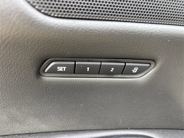 Used 2019 Cadillac XT5 Premium Luxury image 22