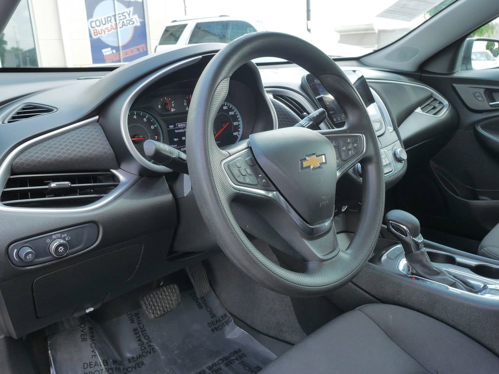 Used 2024 Chevrolet Malibu LS FWD image 22