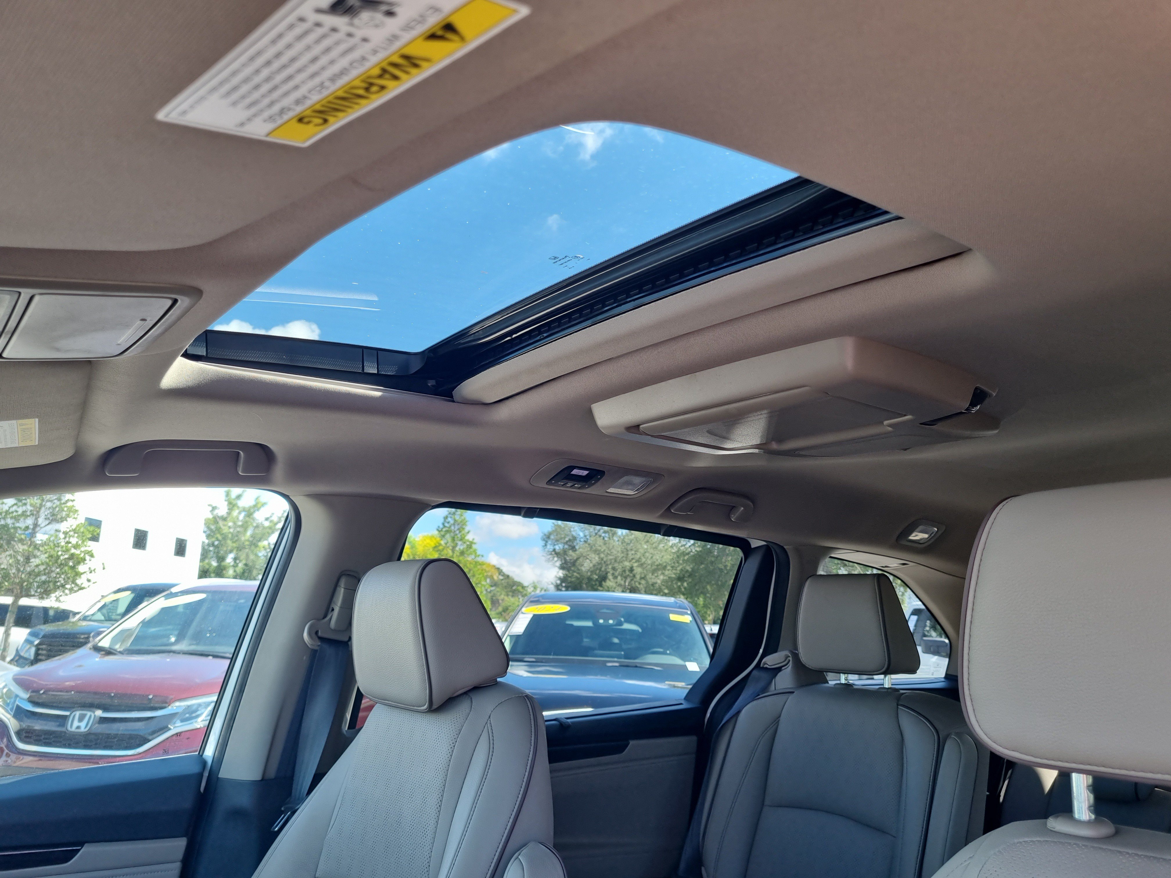 Used 2022 Honda Odyssey Elite image 27