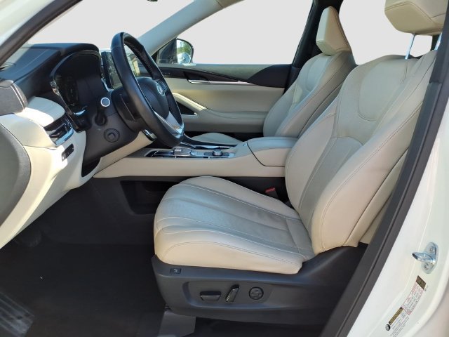 Certified 2023 INFINITI QX60 Sensory w/ Vision Package AWD/4WD image 4