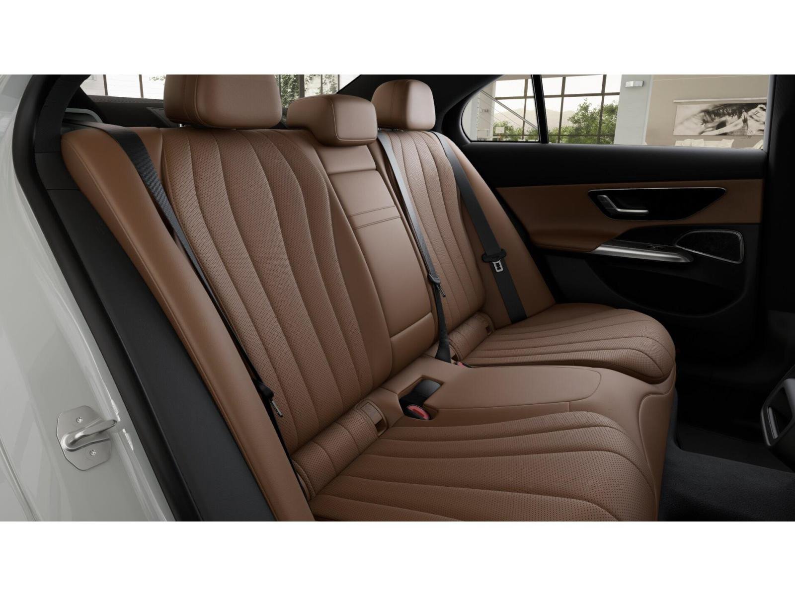 New 2026 Mercedes-Benz E 450 4MATIC Sedan image 5