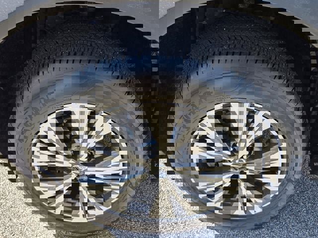 Used 2021 Nissan Rogue SV image 12