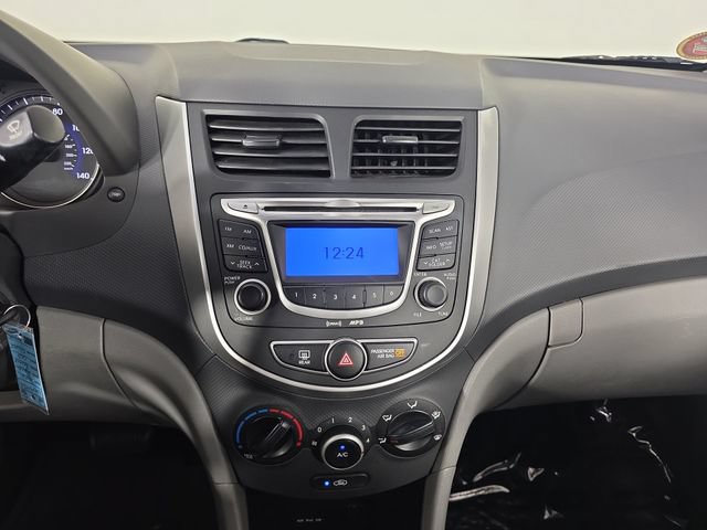 Used 2012 Hyundai Accent GLS FWD image 21