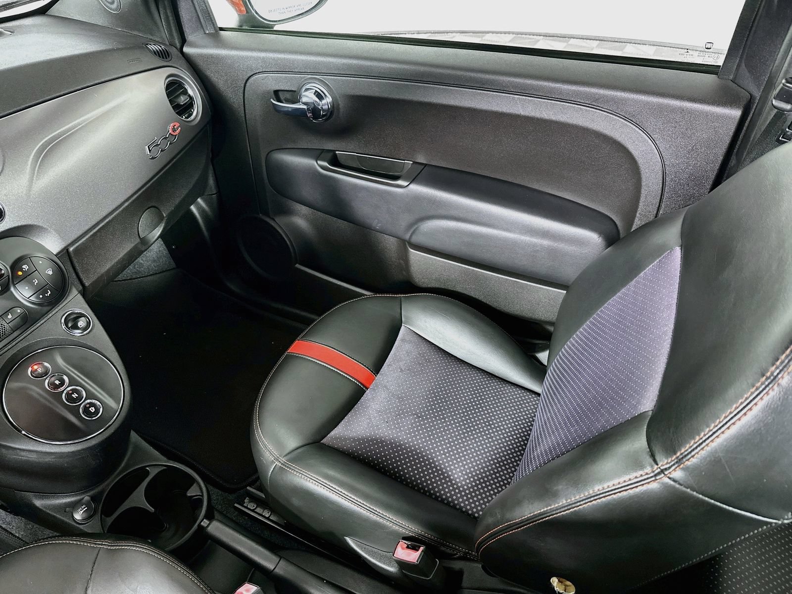 Used 2014 FIAT 500 e w/ Esport Package FWD image 21