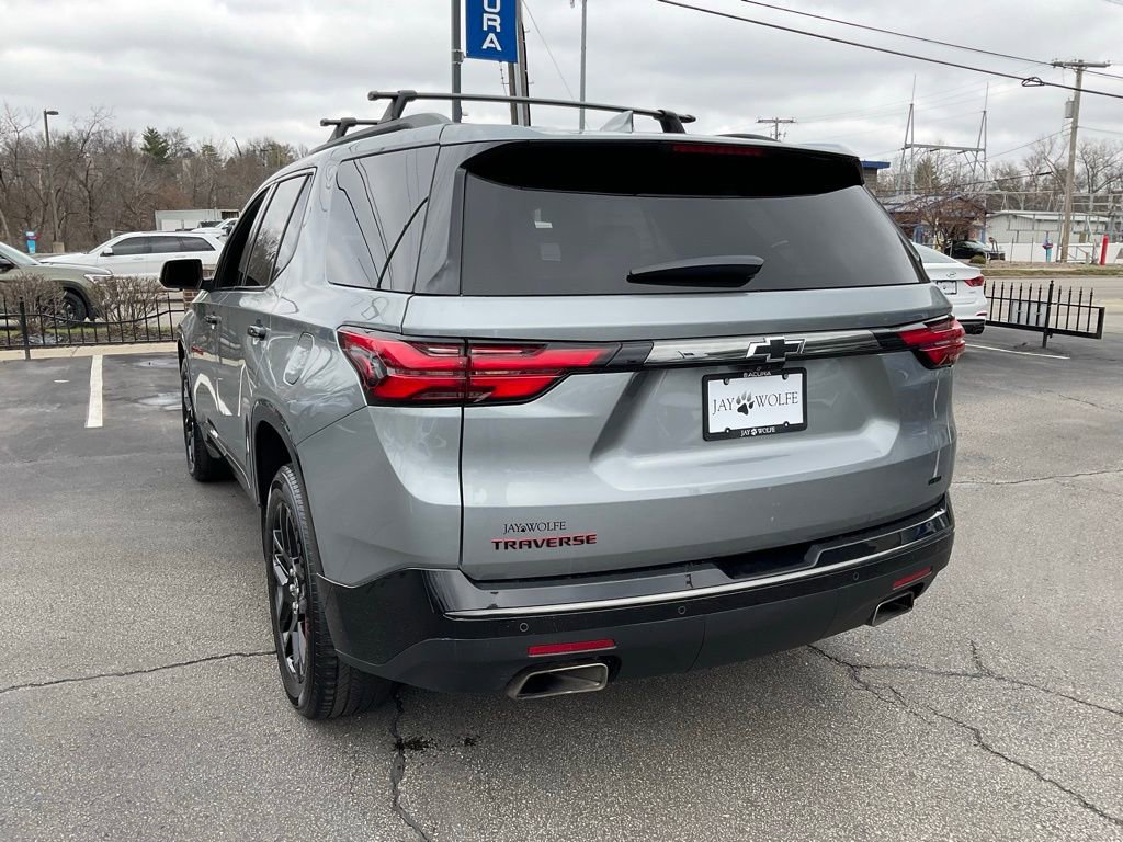 Used 2023 Chevrolet Traverse Premier w/ Redline Edition image 6