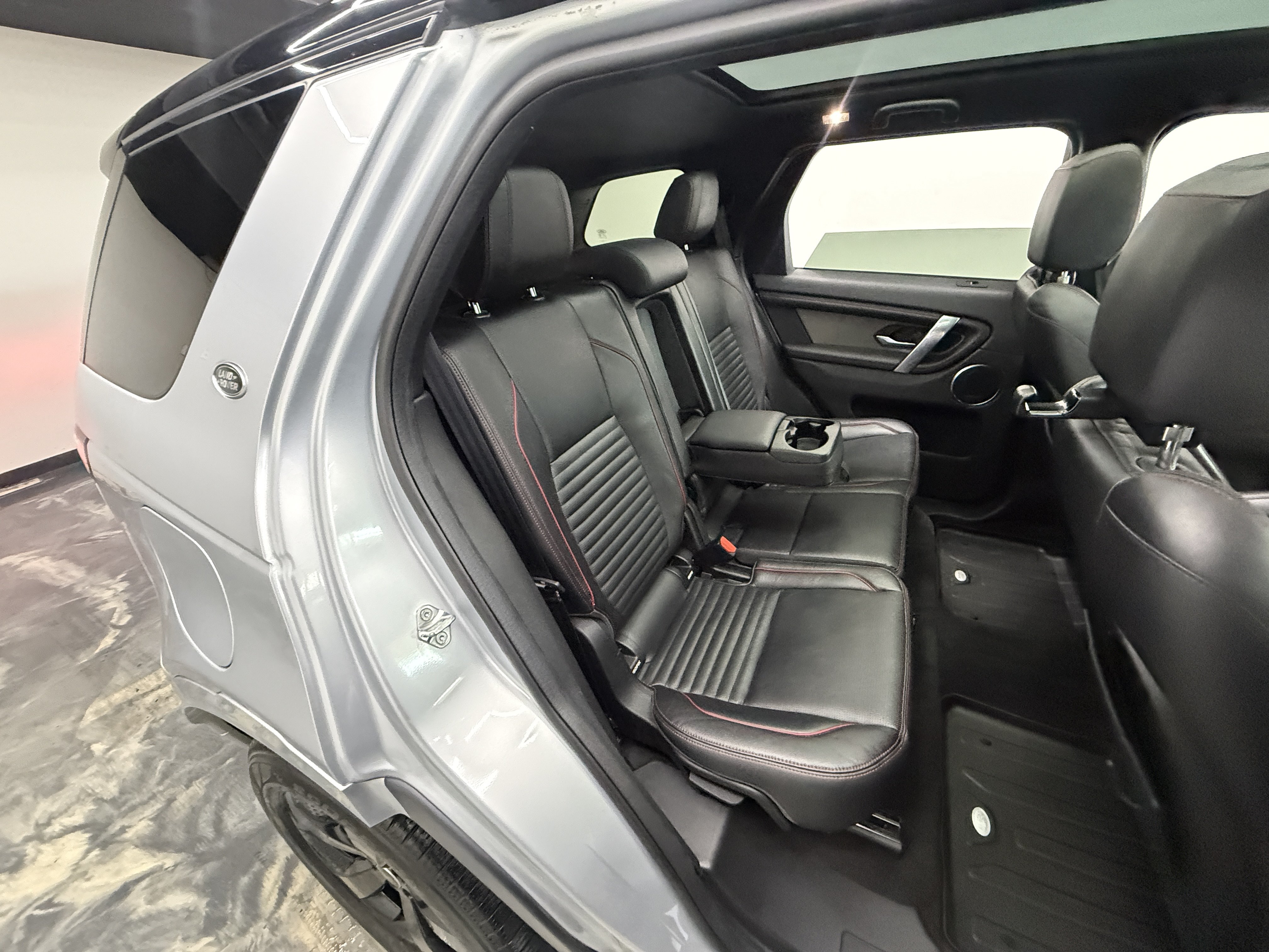 Used 2020 Land Rover Discovery Sport S R-Dynamic AWD/4WD image 25