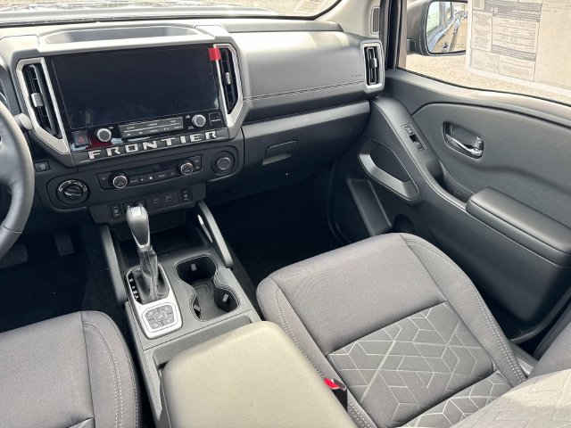 New 2026 Nissan Frontier SV w/ Tow Package AWD/4WD image 18