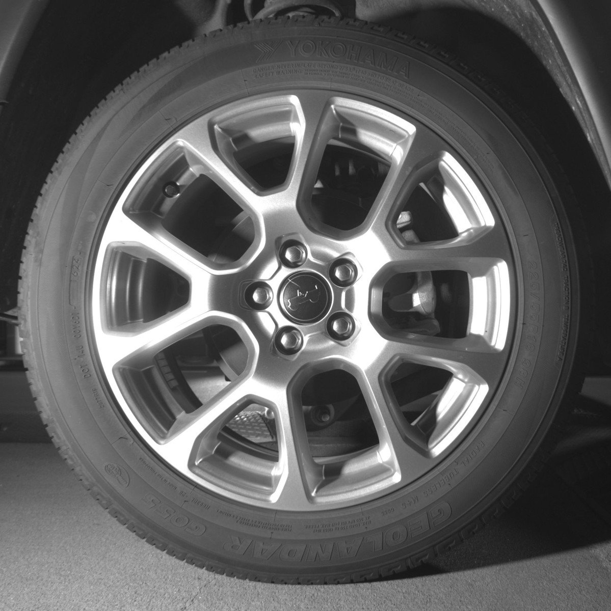 Used 2025 Jeep Compass Limited image 15