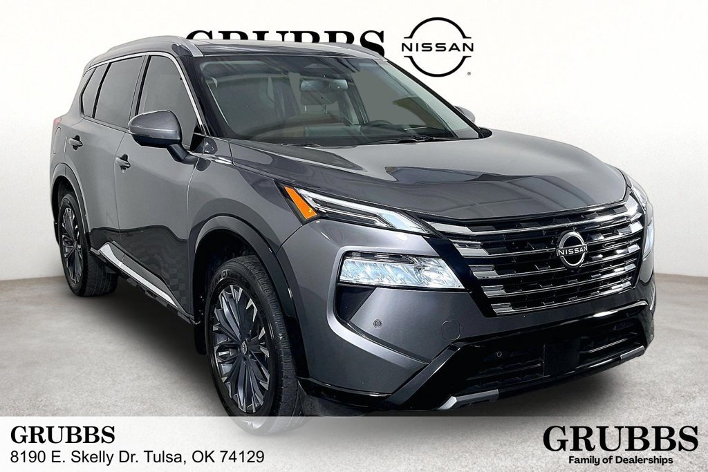Used 2026 Nissan Rogue Platinum w/ Tech Package