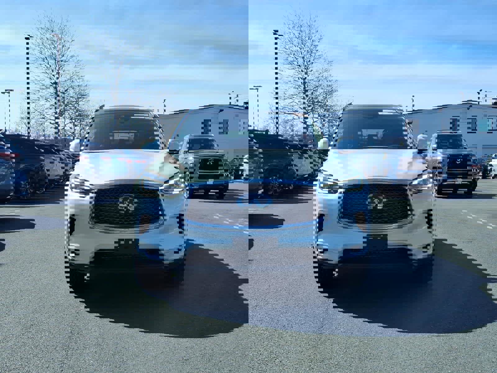 Used 2023 INFINITI QX50 Luxe image 2