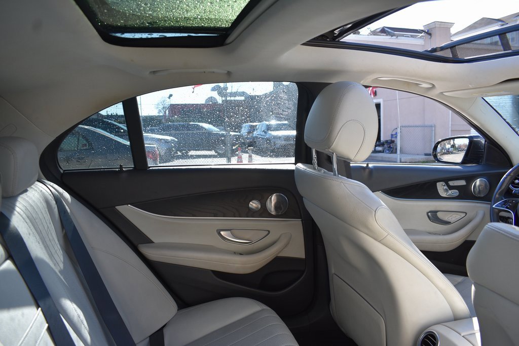 Used 2023 Mercedes-Benz E 350 4MATIC Sedan w/ Premium Package image 26