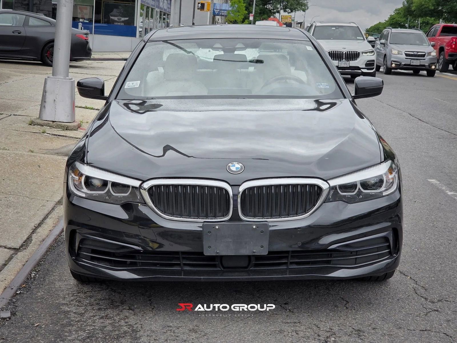 Used 2019 BMW 530i xDrive AWD/4WD image 2