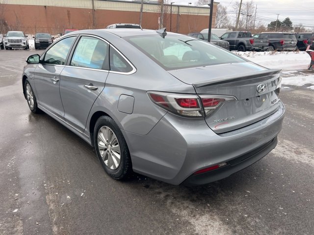 Used 2016 Hyundai Sonata SE image 7