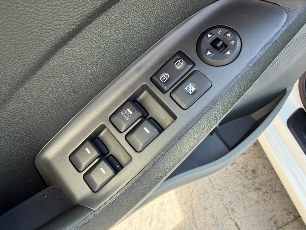 Used 2017 Kia Forte LX image 17