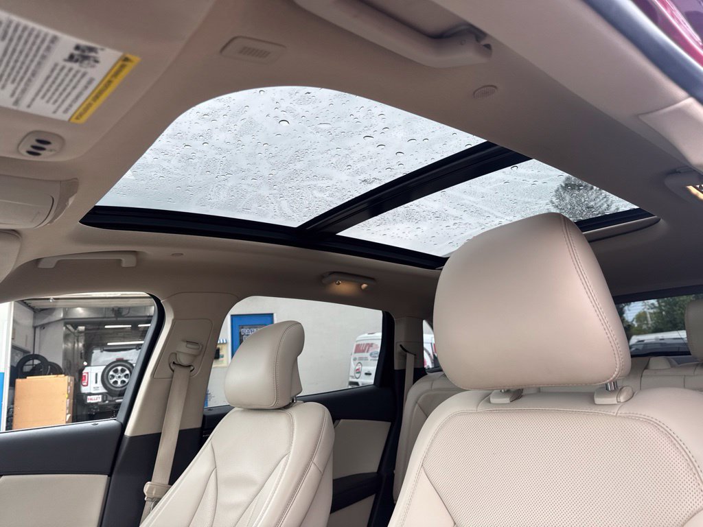 Used 2019 Lincoln Nautilus Reserve w/ Driver Assistance Package FWD image 10