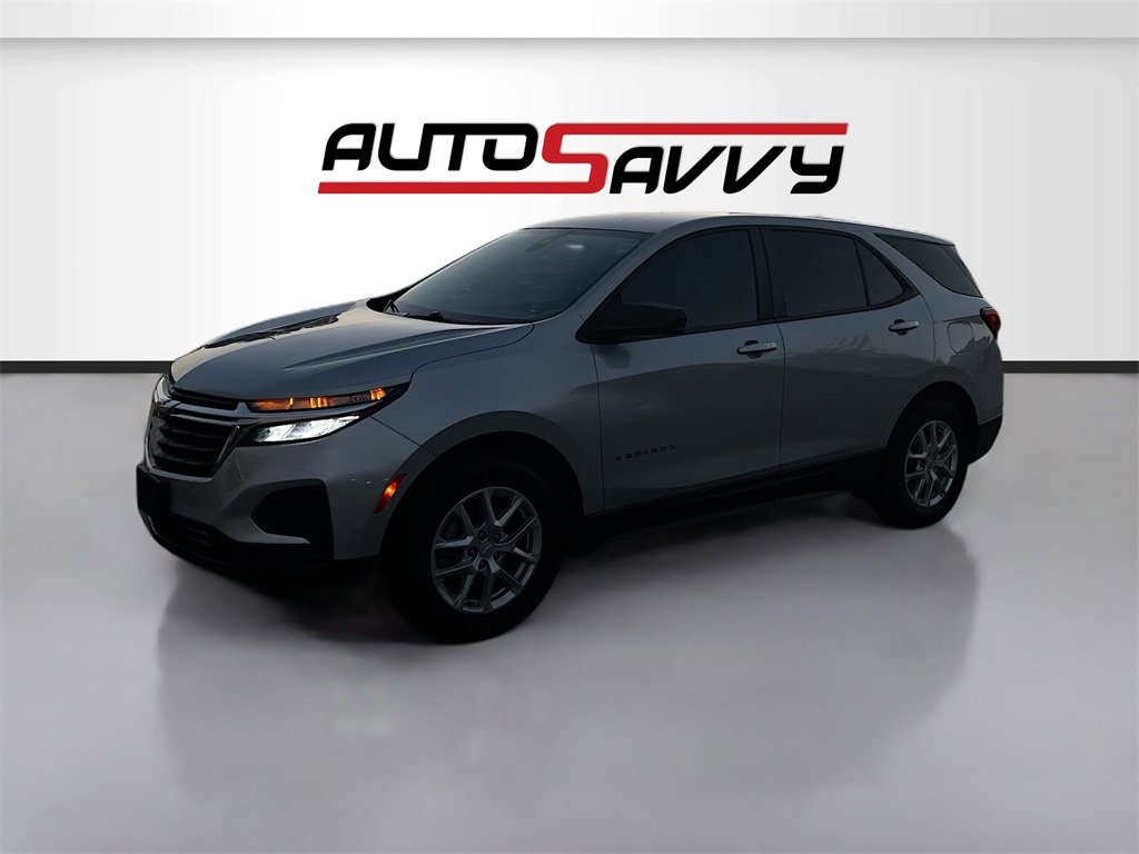 Used 2022 Chevrolet Equinox LS w/ LS Convenience Package image 3