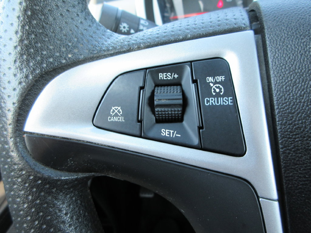 Certified 2017 Chevrolet Equinox LT FWD image 24