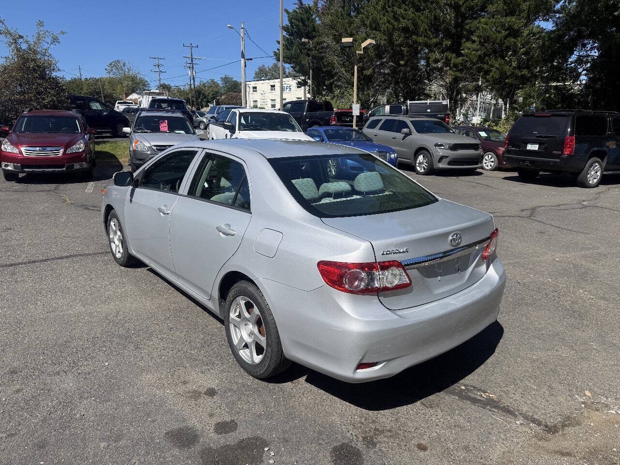 Used 2013 Toyota Corolla L FWD image 3