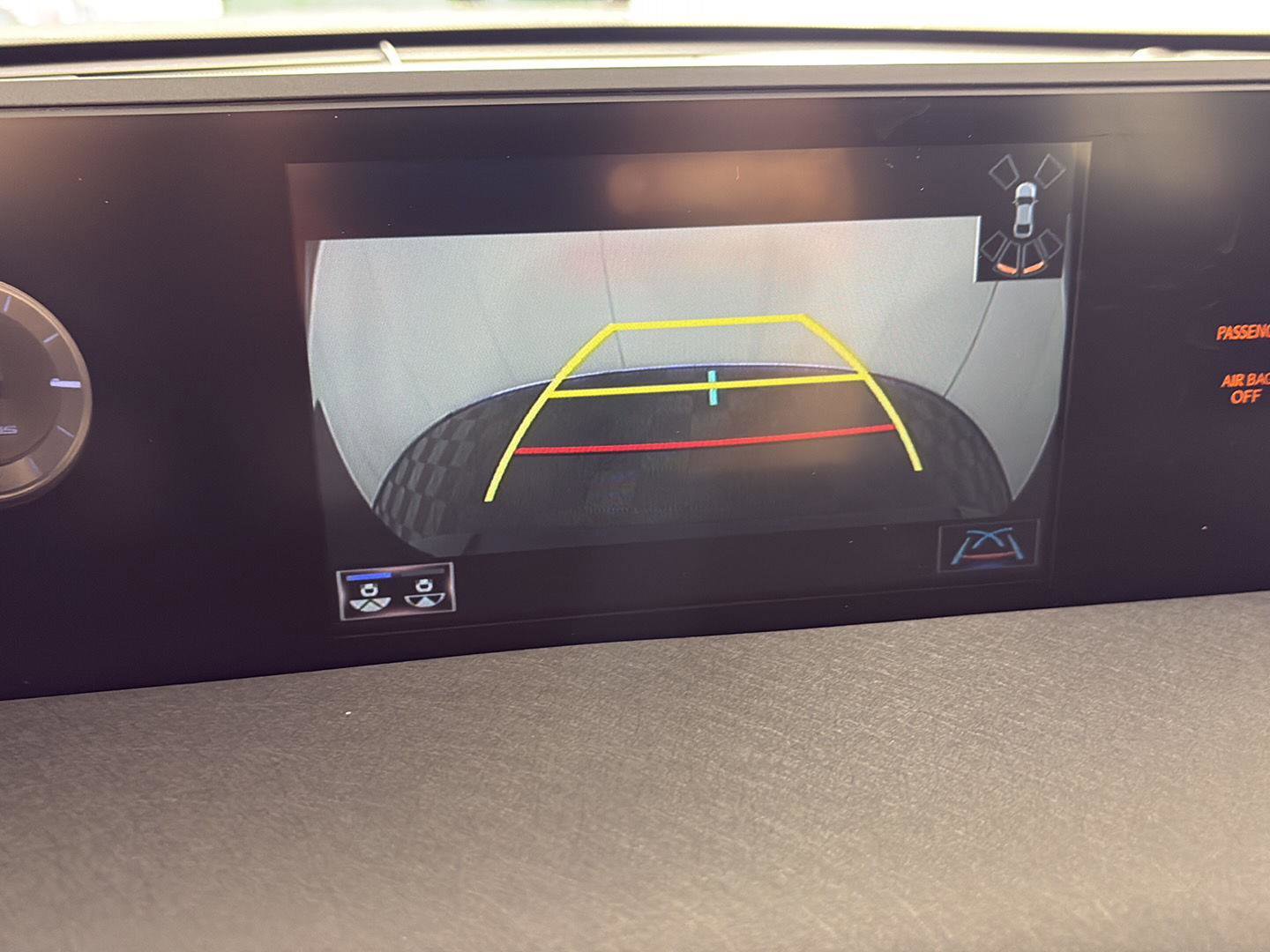 Used 2020 Lexus UX 250h w/ Premium Package AWD/4WD image 11