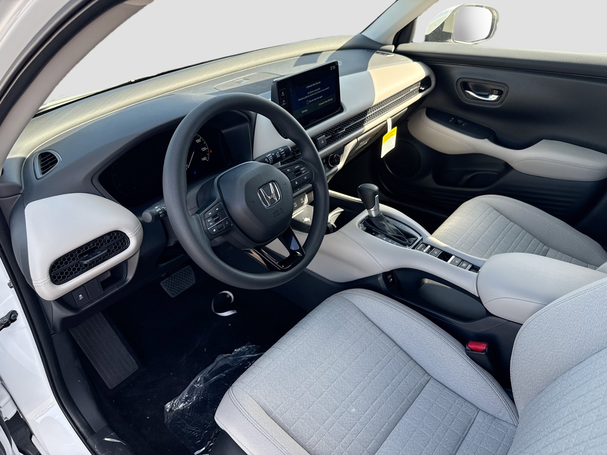 New 2026 Honda HR-V LX image 9