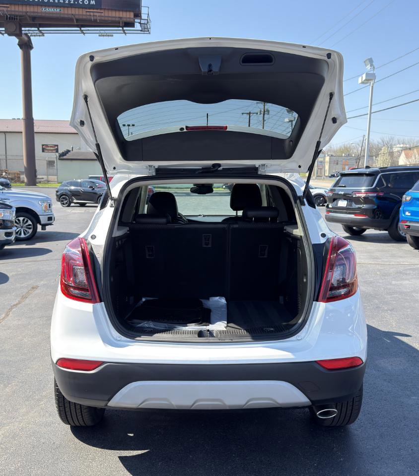 Used 2020 Buick Encore Preferred FWD image 58