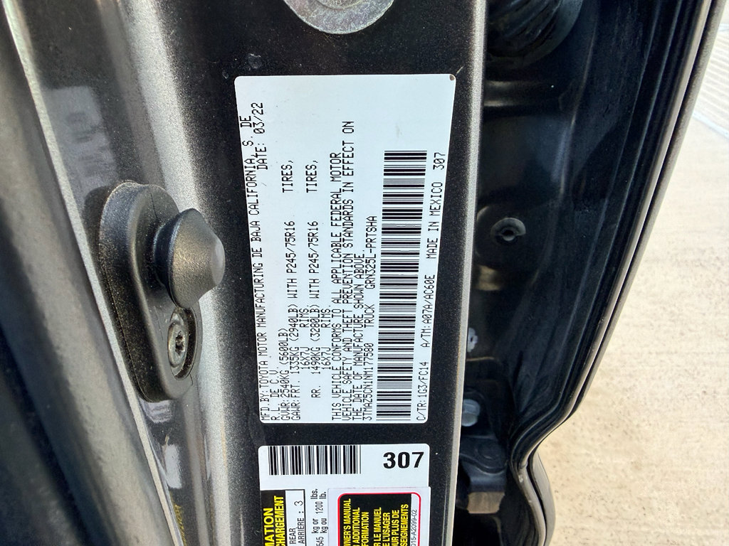 Used 2022 Toyota Tacoma SR5 RWD image 32