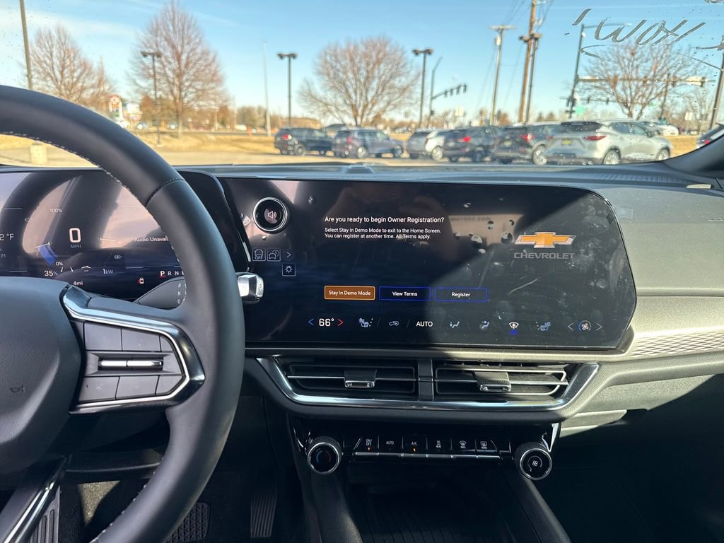 New 2026 Chevrolet Equinox EV LT w/ Comfort Package AWD/4WD image 17