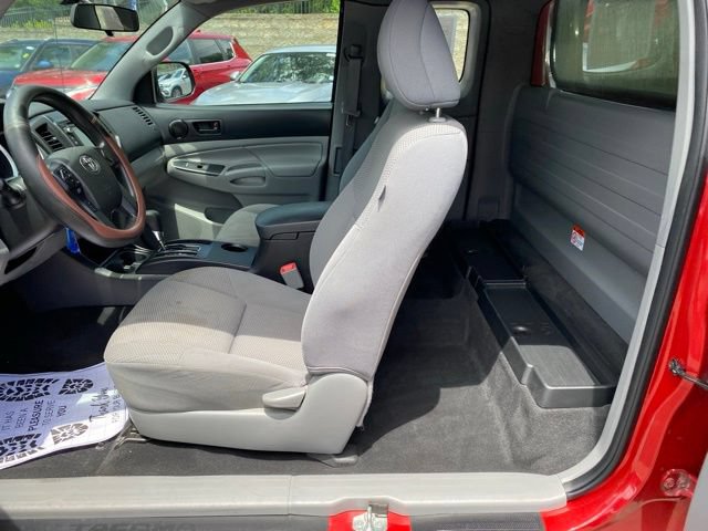 Used 2015 Toyota Tacoma 2WD Access Cab image 14