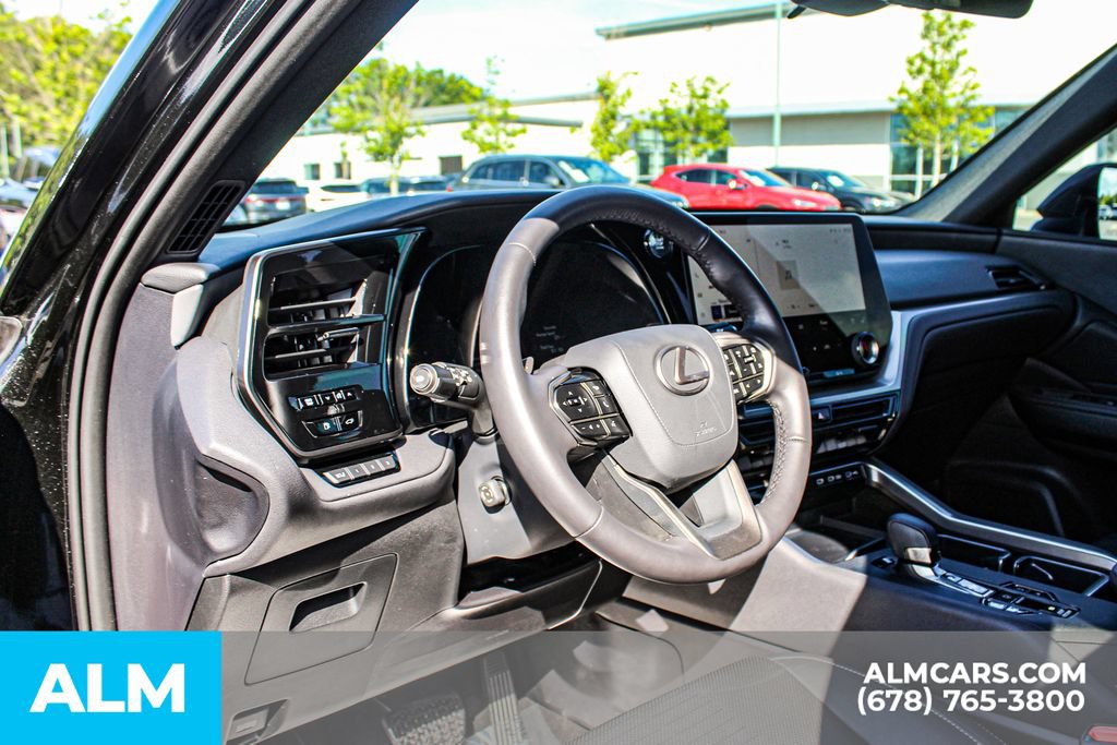 Used 2025 Lexus TX 350 AWD image 26