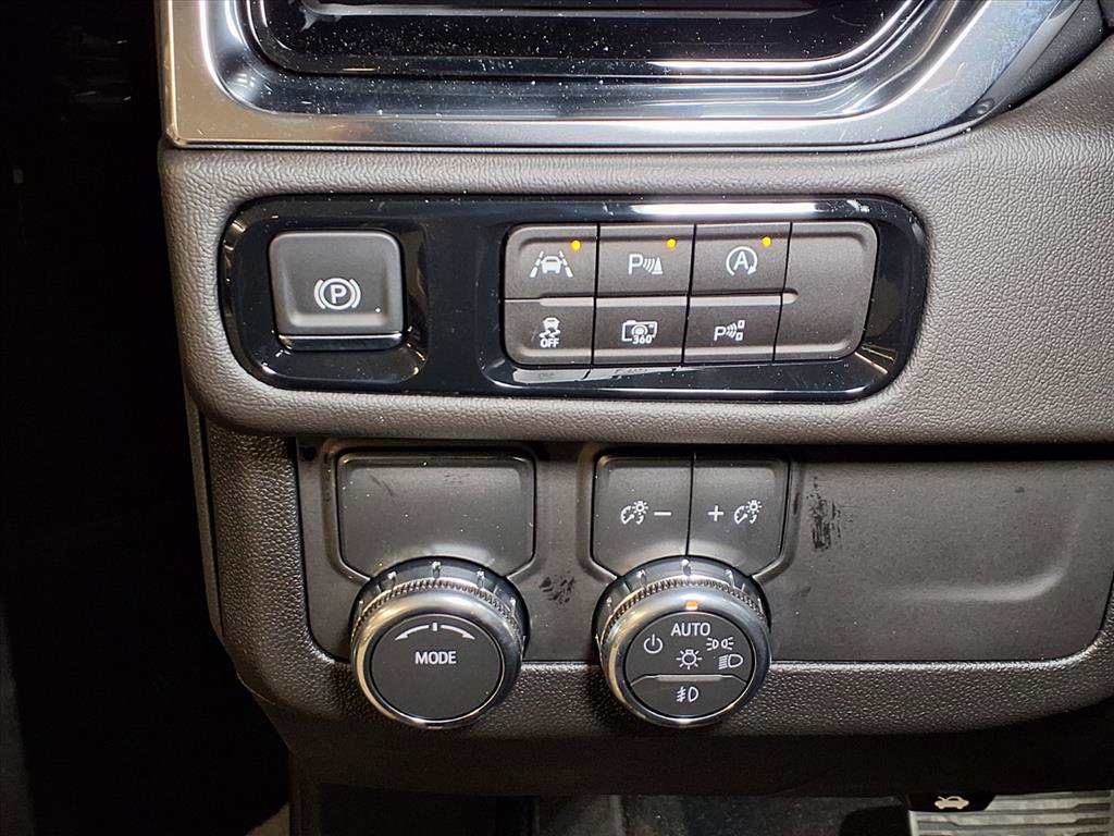 New 2026 GMC Yukon Denali image 18