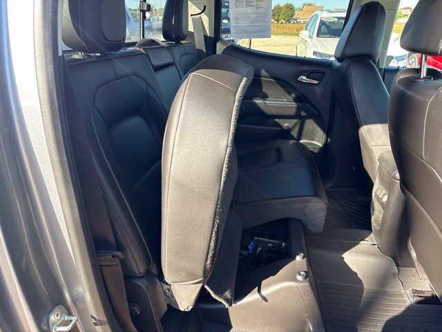 Used 2022 Chevrolet Colorado LT w/ Luxury Package AWD/4WD image 40