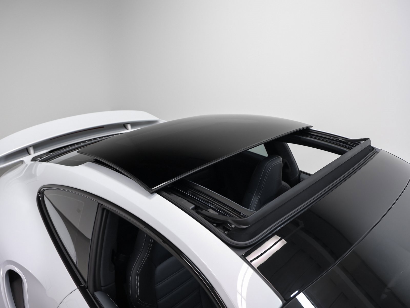 Certified 2025 Porsche 911 Turbo S image 42