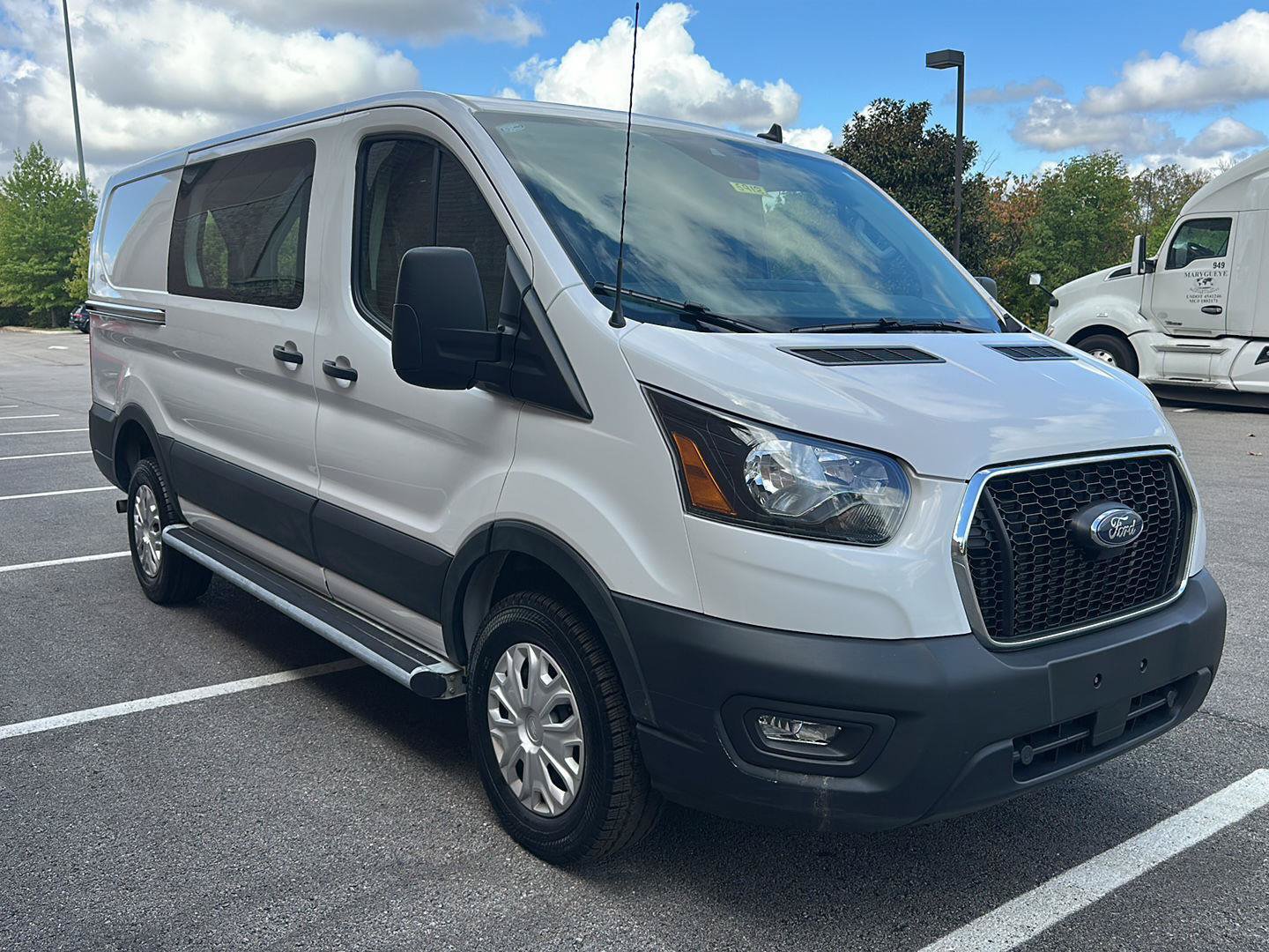 Certified 2025 Ford Transit 250 Low Roof w/ Exterior Upgrade Package RWD image 7