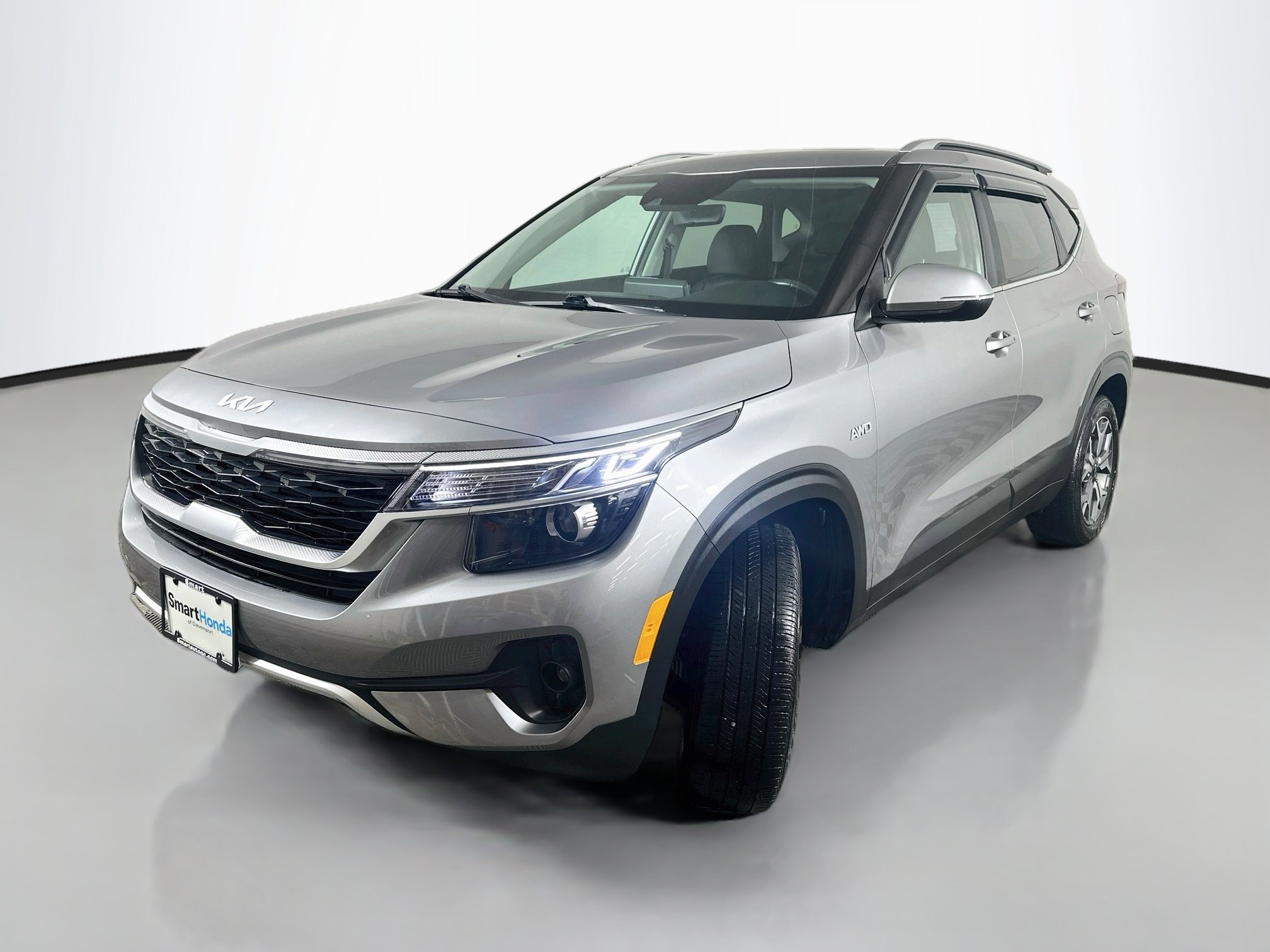 Used 2022 Kia Seltos EX AWD/4WD image 3