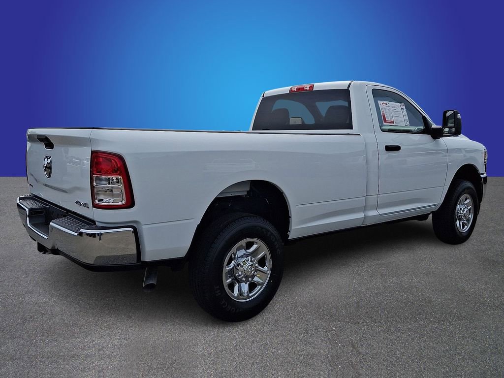 Used 2024 RAM 2500 Tradesman w/ Chrome Appearance Group AWD/4WD image 4