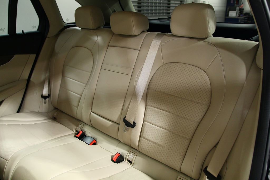 Certified 2022 Mercedes-Benz GLC 300 image 29