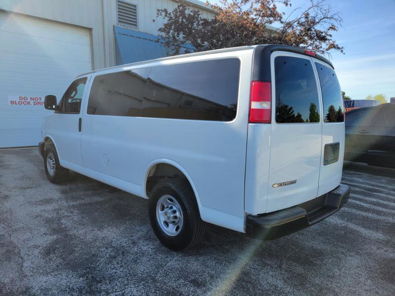Used 2018 Chevrolet Express 3500 LS RWD image 65
