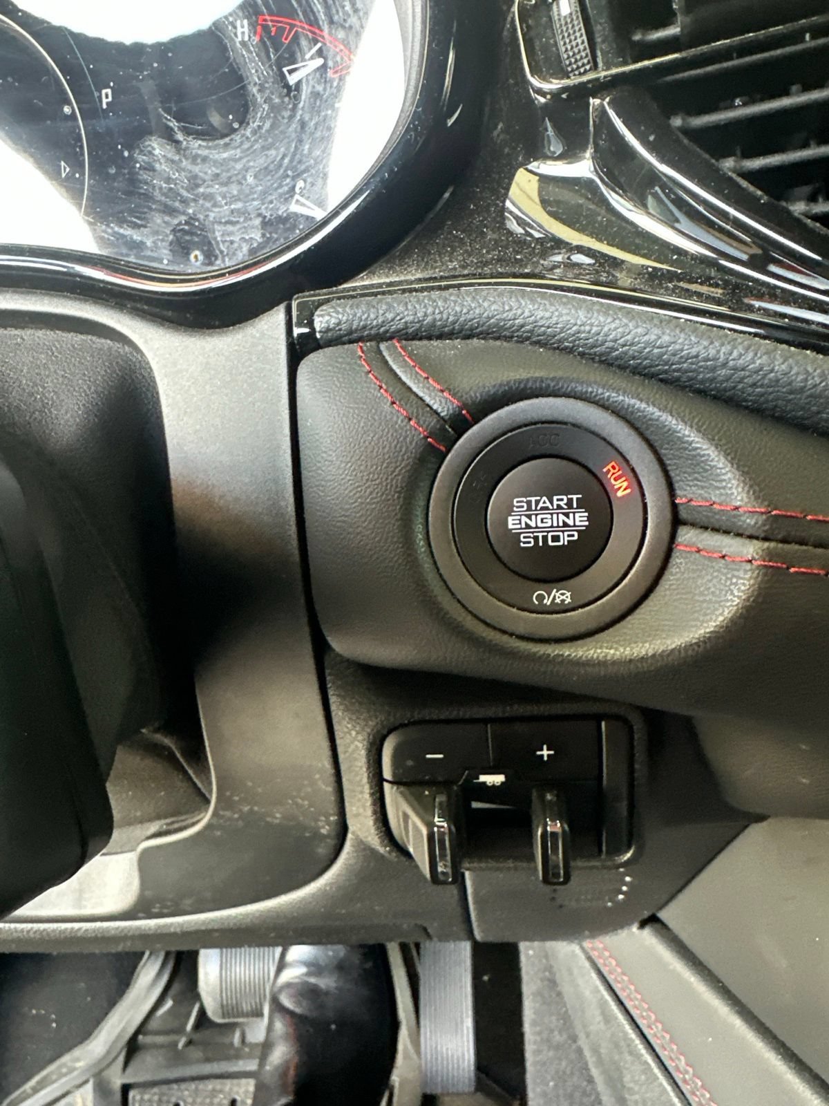 Used 2024 Dodge Durango GT RWD image 31