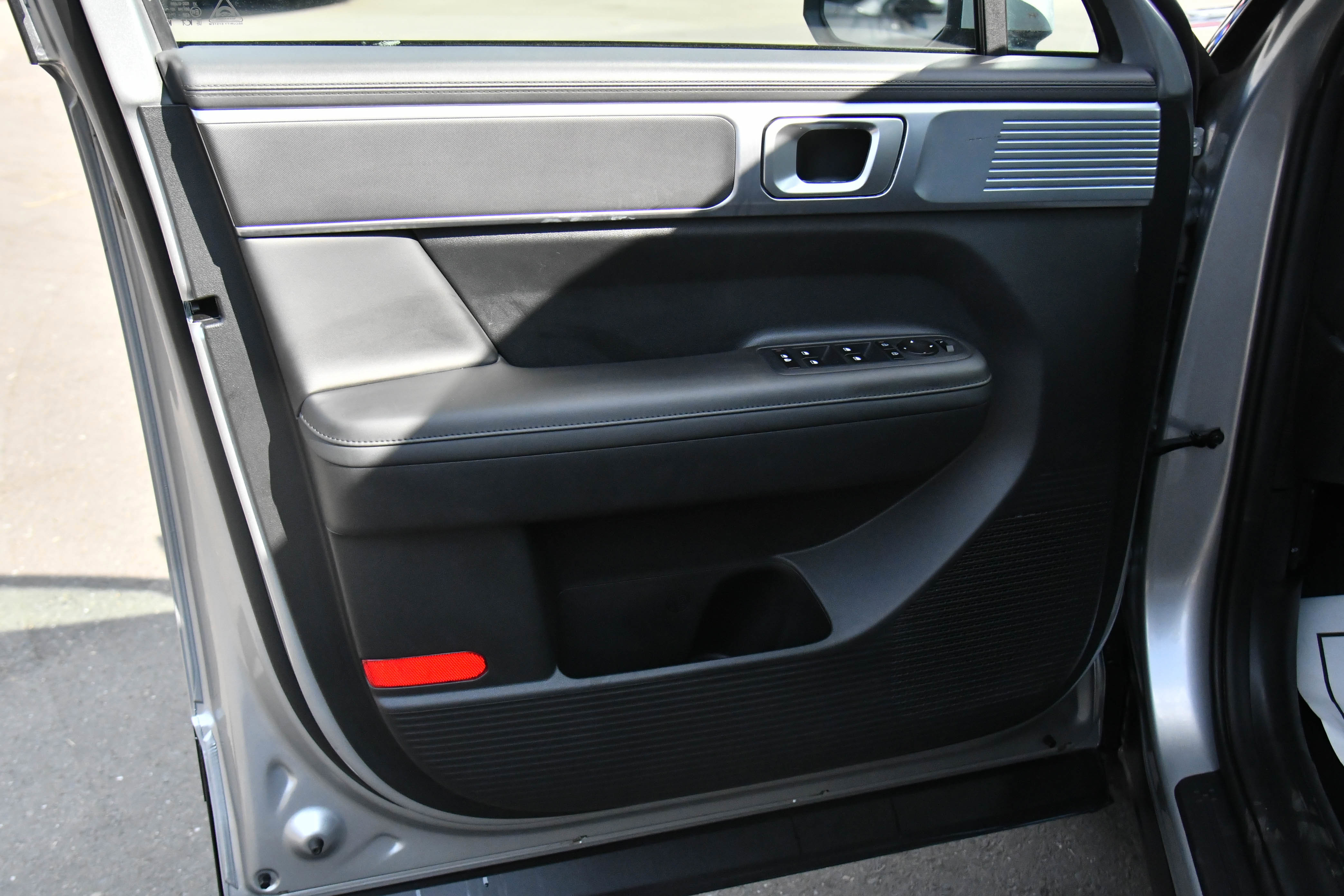 Used 2024 Hyundai Santa Fe SEL image 16