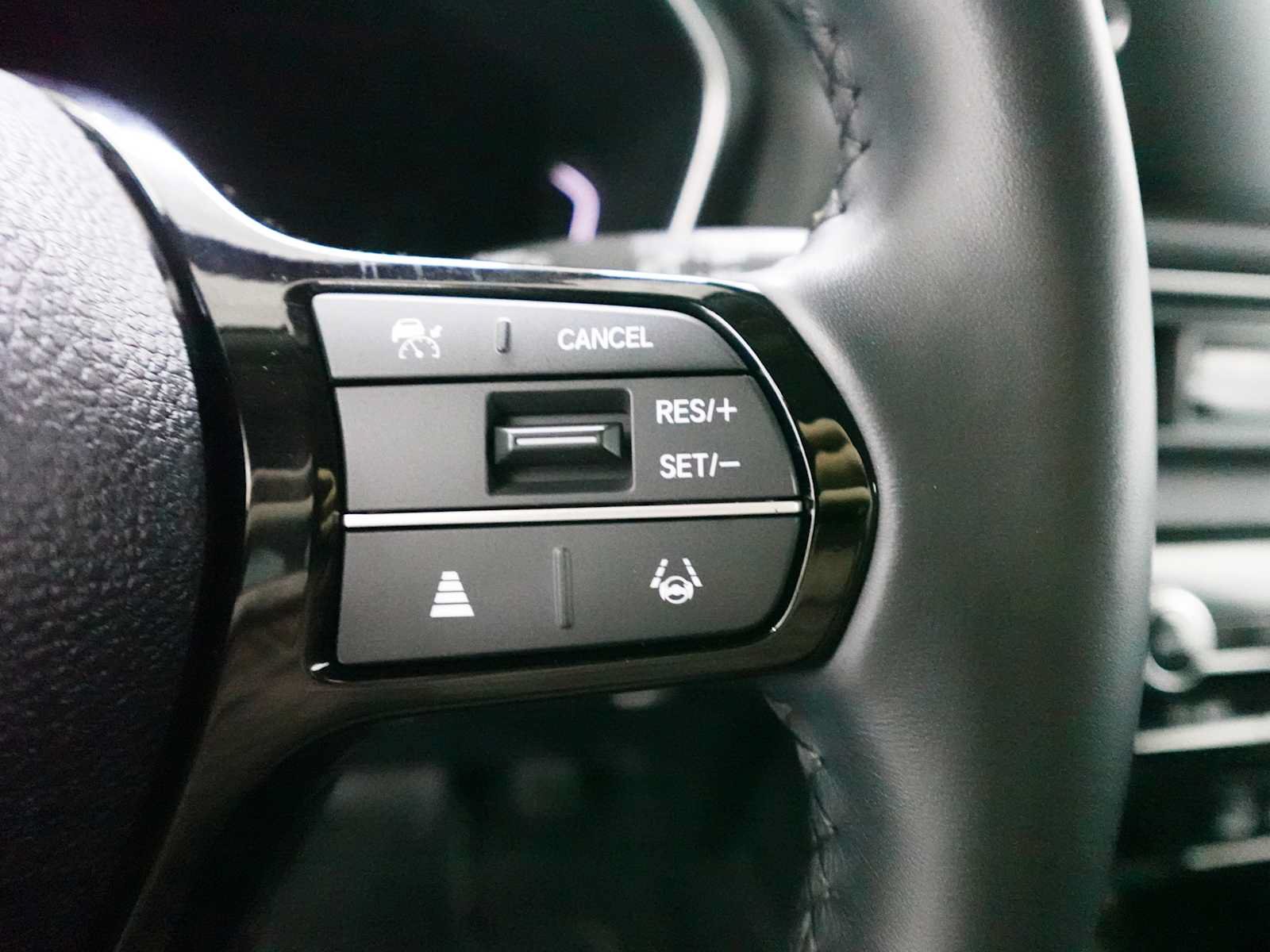 Used 2024 Honda Pilot EX-L image 18