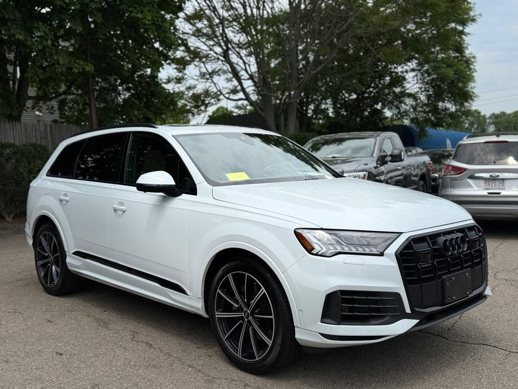 Used 2023 Audi Q7 3.0T Prestige w/ Prestige Package AWD/4WD image 8