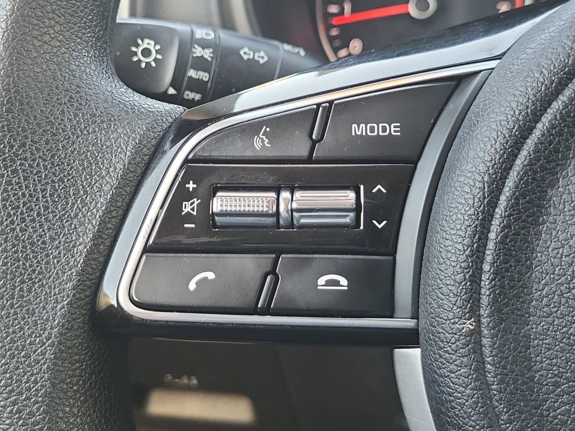 Used 2022 Kia Sportage LX image 15