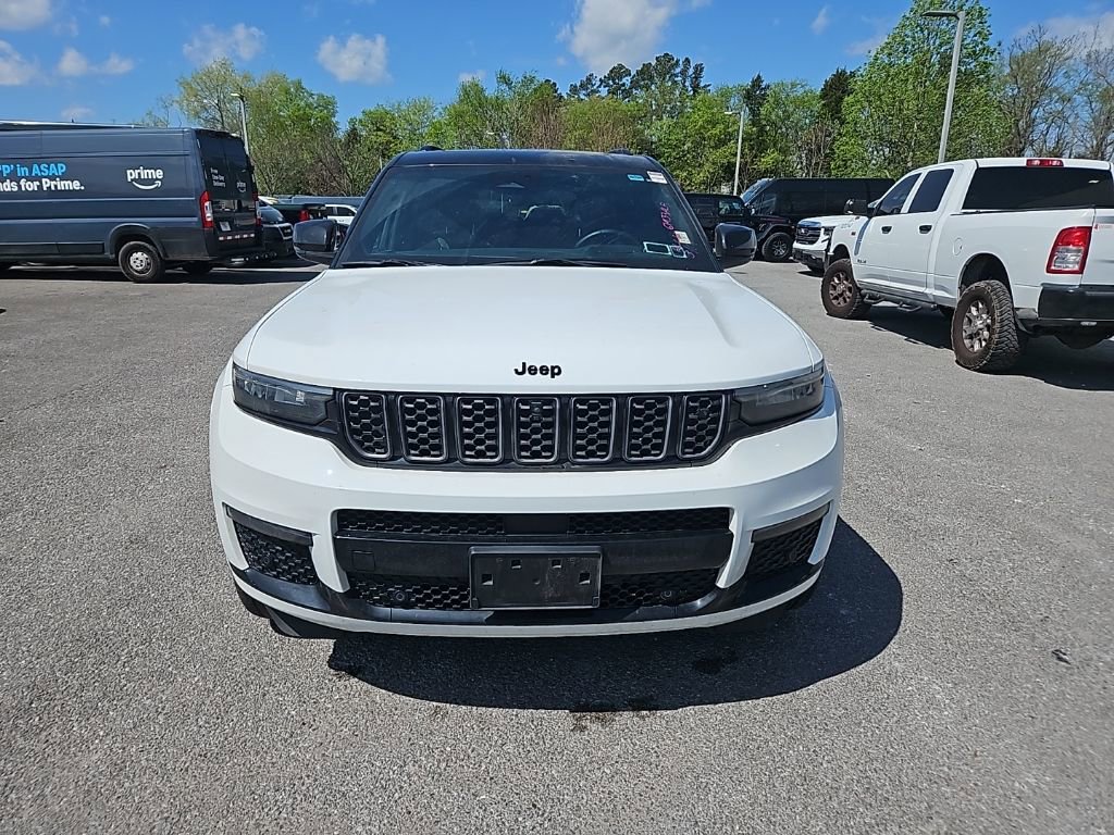 Used 2023 Jeep Grand Cherokee L Summit w/ Advanced Protech Group IV image 2