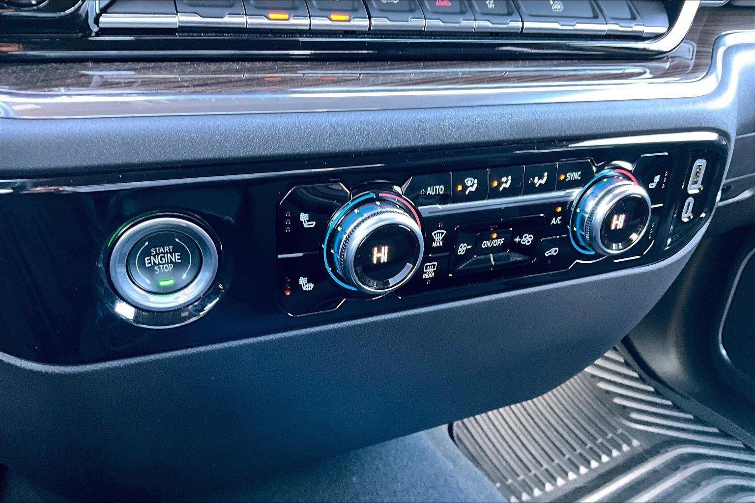 Used 2024 GMC Sierra 1500 Elevation AWD/4WD image 37