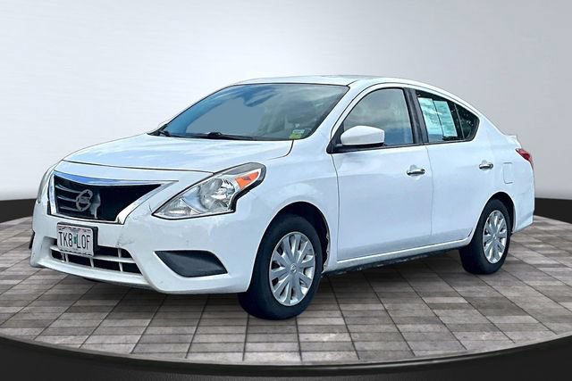 Used 2017 Nissan Versa SV FWD image 1