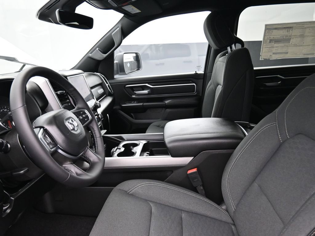 New 2026 RAM 1500 4x4 Crew Cab image 13