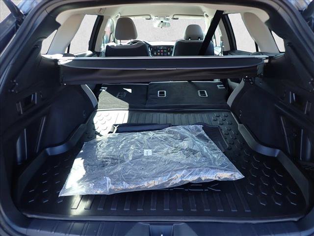 Certified 2025 Subaru Outback Premium AWD/4WD image 8
