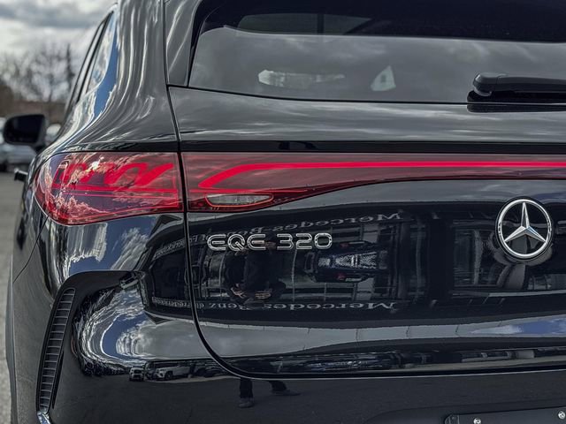 New 2026 Mercedes-Benz EQE 320 4MATIC SUV image 7