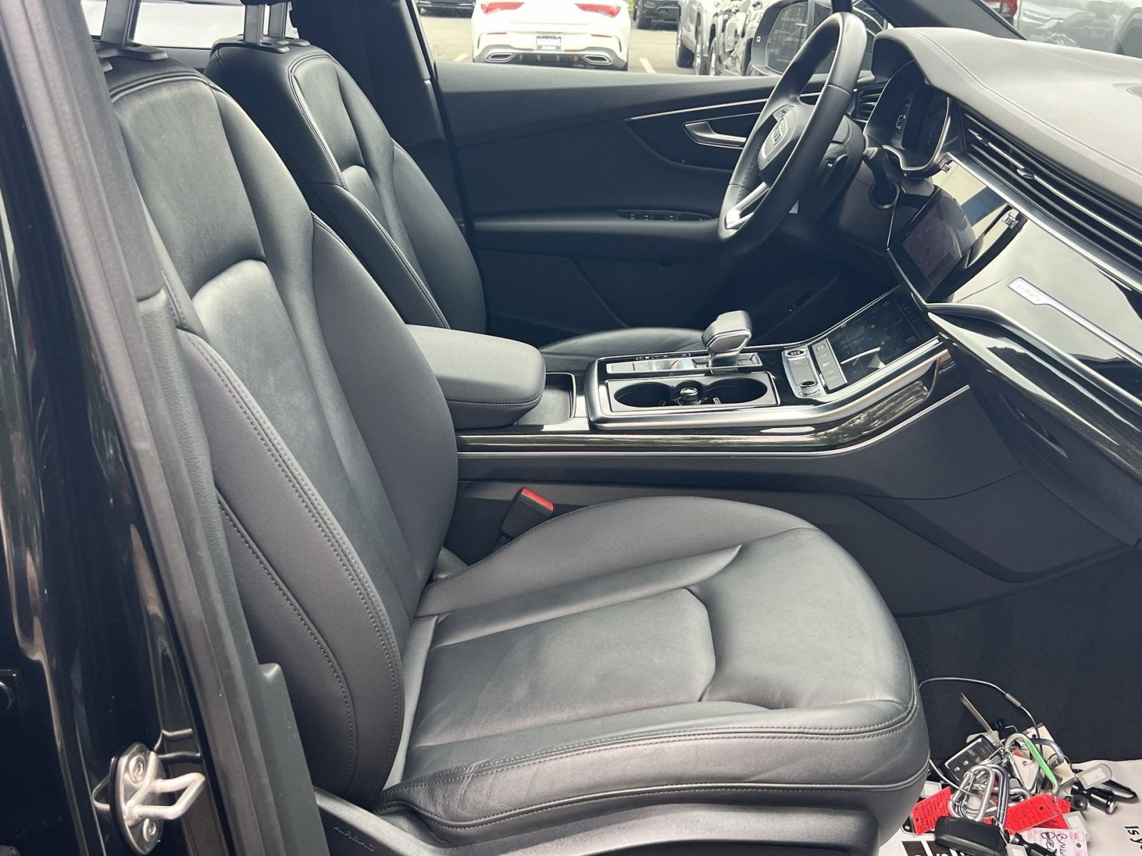 Used 2023 Audi Q7 2.0T Premium w/ Convenience Package AWD/4WD image 27