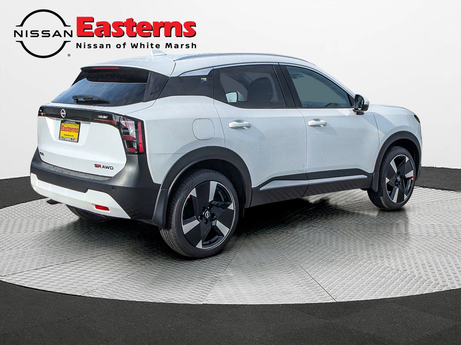 New 2025 Nissan Kicks SR w/ SR Premium Package AWD/4WD image 7